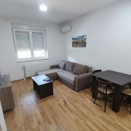 Magi Apartments Novi Sad Extérieur photo